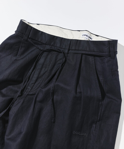 CAHLUMN（カウラム）の「CAHLUMN/カウラム Cotton Linen 2 Tuck Chino Pant/コットン リネン タックパンツ（チノパンツ・メンズ・ベージュ/ネイビー・LARGE/X-LARGE/MEDIUM/XX-LARGE）」の3枚目の写真