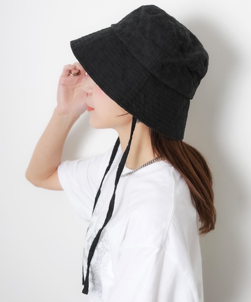 Riberry（リベリー）の「アイレット刺繍バケットハット（ハット・レディース・ブラック/アイボリー・FREE）」の11枚目の写真
