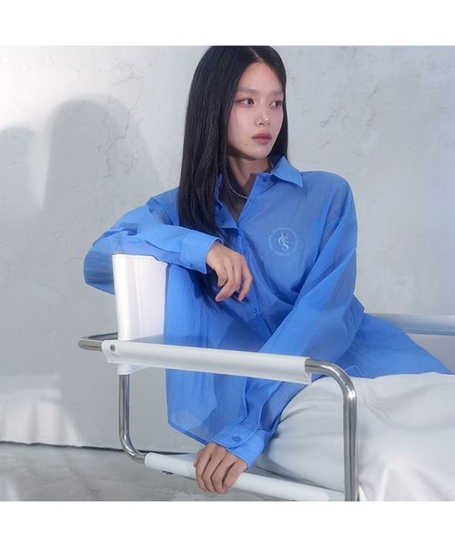 Vivacious(ビバシャス)の「ウィニーソリッドシースルーシャツ_4Colors(シャツ/ブラウス・レディース・ブルー/ピンク/ホワイト/チャコール・FREE)」の1枚目の写真