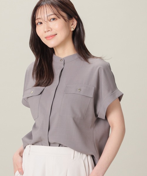 GLACIER lusso（グラシアルッソ）の「【美冷・接触冷感】ポケット付ブラウス（シャツ/ブラウス・レディース・ネイビー/ベージュ/杢グレー/ブルーグリーン・L/LL/M/S）」の2枚目の写真