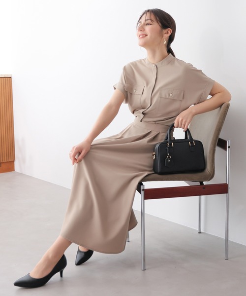 GLACIER lusso（グラシアルッソ）の「【美冷・接触冷感】ポケット付ブラウス（シャツ/ブラウス・レディース・ネイビー/ベージュ/杢グレー/ブルーグリーン・L/LL/M/S）」の14枚目の写真