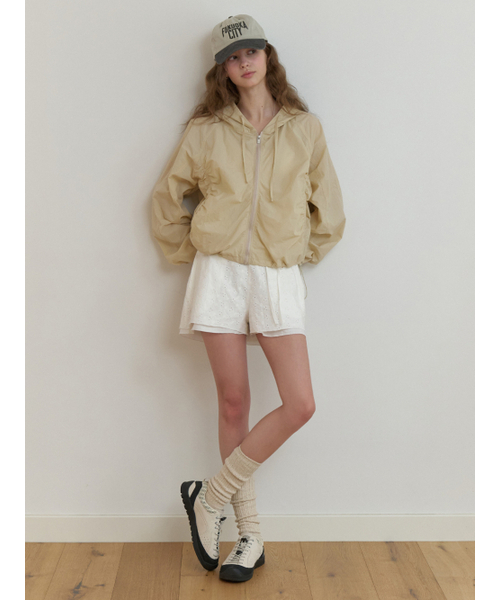 RE_L(リエル)の「Dery shirring jumper (beige)(ナイロンジャケット・レディース・その他・FREE)」の4枚目の写真