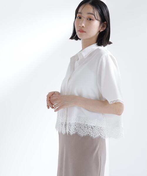NATURAL BEAUTY BASIC(ナチュラルビューティーベーシック)の「レースドッキングシャツ(シャツ/ブラウス・レディース・ブルー/オフホワイト・フリ-)」の2枚目の写真