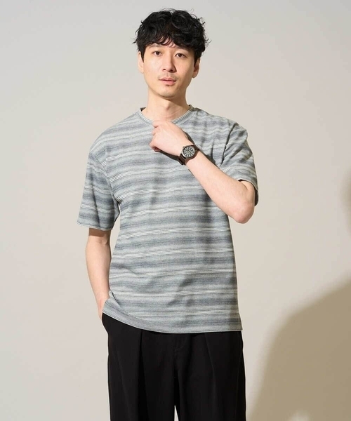a.v.v(アーヴェヴェ)の「【イージーケア/洗濯機で洗える】ワッフルランダムボーダーカットソー(Tシャツ/カットソー・メンズ・グレー/ブルー・48/46)」の2枚目の写真