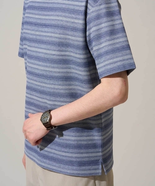 a.v.v(アーヴェヴェ)の「【イージーケア/洗濯機で洗える】ワッフルランダムボーダーカットソー(Tシャツ/カットソー・メンズ・グレー/ブルー・48/46)」の3枚目の写真