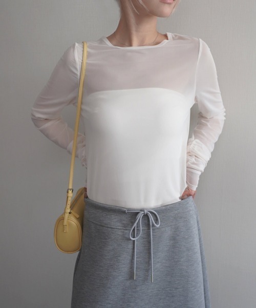 Rashik（ラシク）の「【Rashik】袖シャーリングシアートップス（Tシャツ/カットソー・レディース・ホワイト/ブラック/チャコール・FREE）」の19枚目の写真