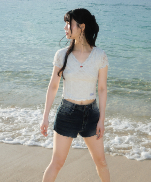 ROSEFRANTZ（ロゼフランツ）の「Rose Lace Slim T-shirt [Ivory]（Tシャツ/カットソー・レディース・アイボリー・OS）」の5枚目の写真
