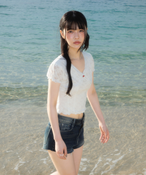 ROSEFRANTZ（ロゼフランツ）の「Rose Lace Slim T-shirt [Ivory]（Tシャツ/カットソー・レディース・アイボリー・OS）」の4枚目の写真
