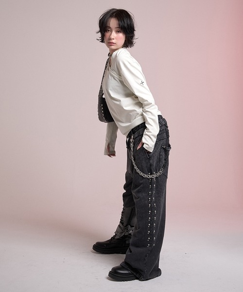 VI E DIT(ヴィエディット)の「Asym Neckline Top/アシメネックライントップ(Tシャツ/カットソー・メンズ・ブラック/アイボリー・2/1)」の3枚目の写真