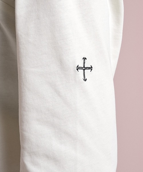 VI E DIT(ヴィエディット)の「Asym Neckline Top/アシメネックライントップ(Tシャツ/カットソー・メンズ・ブラック/アイボリー・2/1)」の8枚目の写真