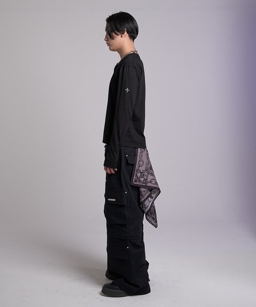 VI E DIT(ヴィエディット)の「Asym Neckline Top/アシメネックライントップ(Tシャツ/カットソー・メンズ・ブラック/アイボリー・2/1)」の14枚目の写真