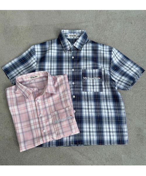 My sugar Babe（マイシュガーベイブ）の「OG logo check shirt（Tシャツ/カットソー・メンズ・ブルー系/ピンク系・LARGE/MEDIUM）」の4枚目の写真