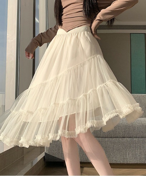 ＆soiree（アンドソワレ）の「アシンメトリーフリルシアースカート（スカート・レディース・グレー/アイボリー/ブラック・SMALL/MEDIUM/LARGE/X-LARGE）」の4枚目の写真