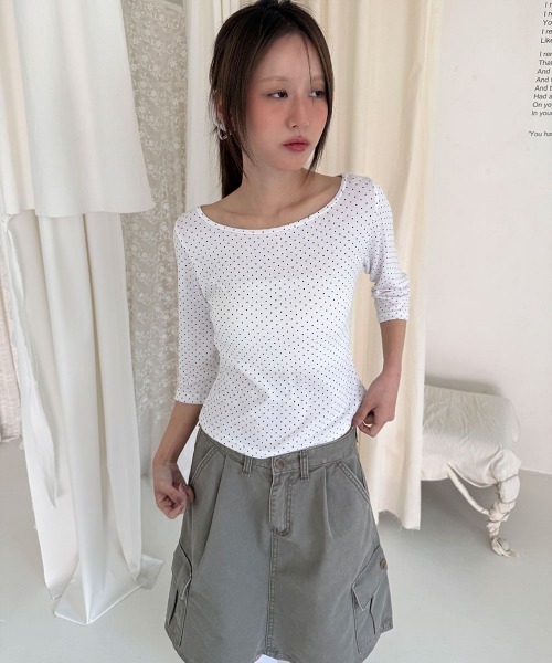 4INT.（フォイント）の「ドット ラウンドネック 7分袖 Tシャツ（Tシャツ/カットソー・レディース・グレー/ブラック/チャコール/ホワイト・FREE）」の20枚目の写真