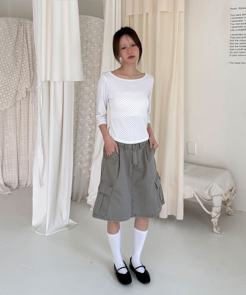 4INT.（フォイント）の「ドット ラウンドネック 7分袖 Tシャツ（Tシャツ/カットソー・レディース・グレー/ブラック/チャコール/ホワイト・FREE）」の21枚目の写真