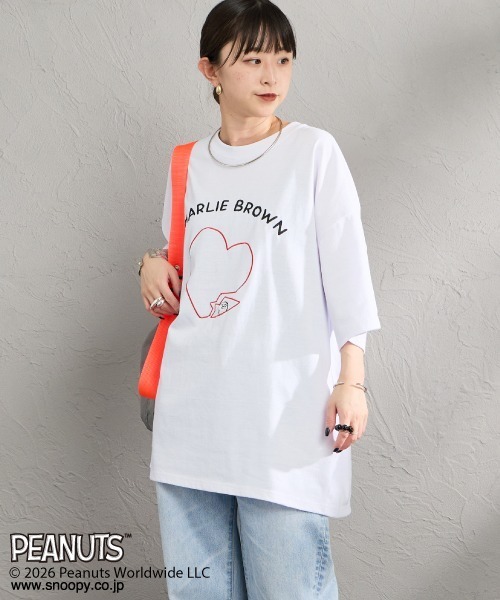 PEANUTS（ピーナッツ）の「[PEANUTS×JEANS FACTORY/ピーナッツ×ジーンズ ファクトリー] チャーリー・ブラウン / ハート刺繍プリントTシャツ（Tシャツ/カットソー・レディース・アッシュグレー/ホワイト/スミクロ・S/M/L）」の13枚目の写真