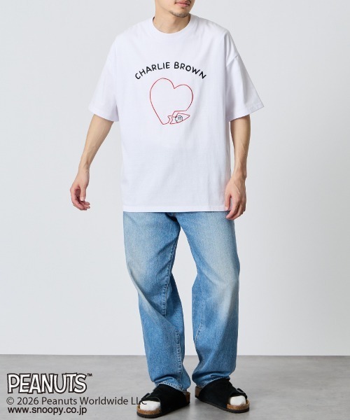 PEANUTS（ピーナッツ）の「[PEANUTS×JEANS FACTORY/ピーナッツ×ジーンズ ファクトリー] チャーリー・ブラウン / ハート刺繍プリントTシャツ（Tシャツ/カットソー・レディース・アッシュグレー/ホワイト/スミクロ・S/M/L）」の4枚目の写真