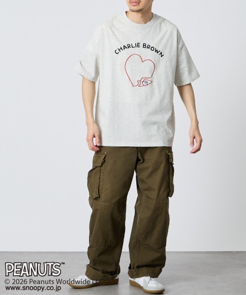 PEANUTS（ピーナッツ）の「[PEANUTS×JEANS FACTORY/ピーナッツ×ジーンズ ファクトリー] チャーリー・ブラウン / ハート刺繍プリントTシャツ（Tシャツ/カットソー・レディース・アッシュグレー/ホワイト/スミクロ・S/M/L）」の10枚目の写真