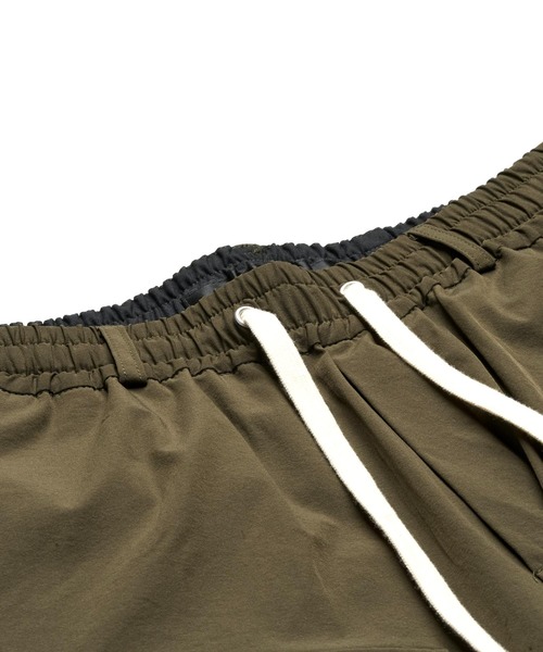 NO ID.(ノーアイディ)の「【NO ID.】Multi Pocket Easy Wide Pants / マルチポケット イージー ワイド パンツ(カーゴパンツ・メンズ・ブラック/グレー/カーキ・2/1)」の12枚目の写真