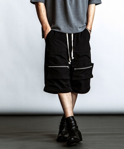 NO ID.(ノーアイディ)の「【NO ID.】Multi Pocket Easy Wide Pants / マルチポケット イージー ワイド パンツ(カーゴパンツ・メンズ・ブラック/グレー/カーキ・2/1)」の6枚目の写真