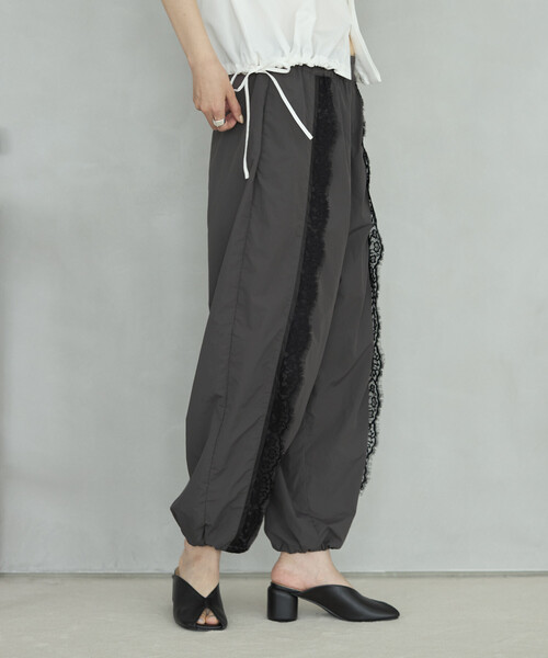 Firsthand(ファーストハンド)の「Firsthand/ファーストハンド ナイロン レース ワイド イージーパンツ(その他パンツ・レディース・ブラック/チャコールグレー・MEDIUM/SMALL)」の11枚目の写真