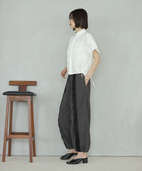 Firsthand(ファーストハンド)の「Firsthand/ファーストハンド ナイロン レース ワイド イージーパンツ(その他パンツ・レディース・ブラック/チャコールグレー・MEDIUM/SMALL)」の18枚目の写真