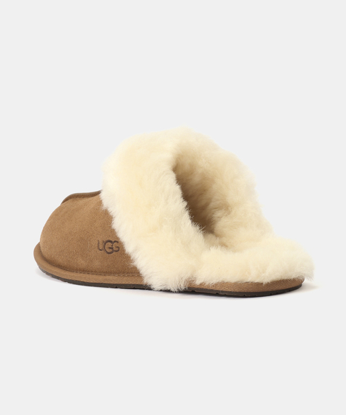 UGG(アグ)の「UGG W Scuffette II 1106872-CHE(サンダル・レディース・タン・22cm/23cm/24cm/25cm)」の3枚目の写真