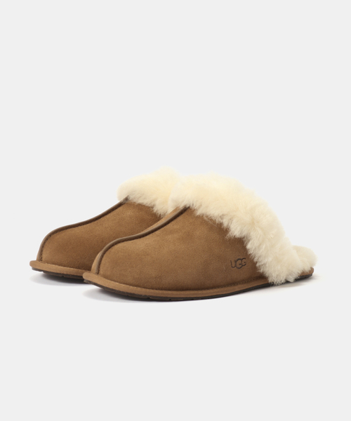 UGG(アグ)の「UGG W Scuffette II 1106872-CHE(サンダル・レディース・タン・22cm/23cm/24cm/25cm)」の7枚目の写真