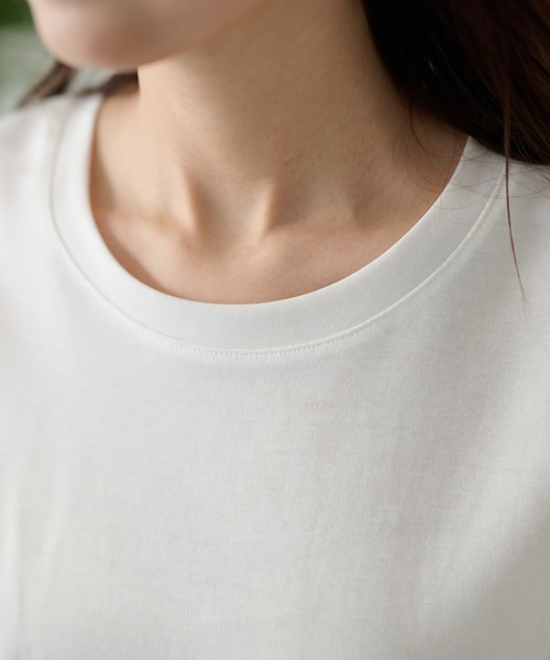 DAYRA(デイラ)の「裾フラワー刺繍 半袖 Tシャツ(Tシャツ/カットソー・レディース・グレー/ホワイト/ブラック・FREE)」の19枚目の写真