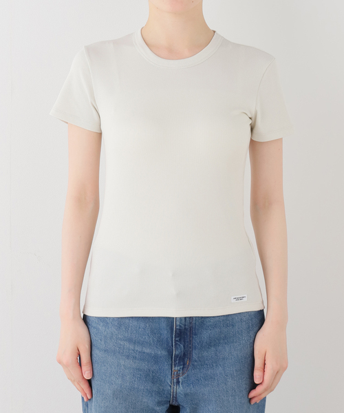 FRAMeWORK(フレームワーク)の「JANE SMITH cotton rayon rib compact tee(Tシャツ/カットソー・レディース・ベージュ/ブラウン・FREE)」の2枚目の写真