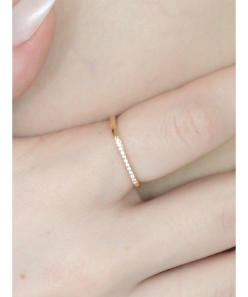 Bilan(ビラン)の「【BILAN】 ( 金属アレルギー軽減 サージカルステンレス ) Zirconia Square Ring / ジルコニアスクエアリング(リング・レディース・ゴールド/シルバー・14号/11号)」の5枚目の写真