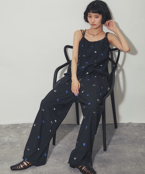 ANOTHER S(アナザーエス)の「配色刺繍ローンバルーンキャミ(シャツ/ブラウス・レディース・ブラック/オフホワイト・FREE)」の3枚目の写真