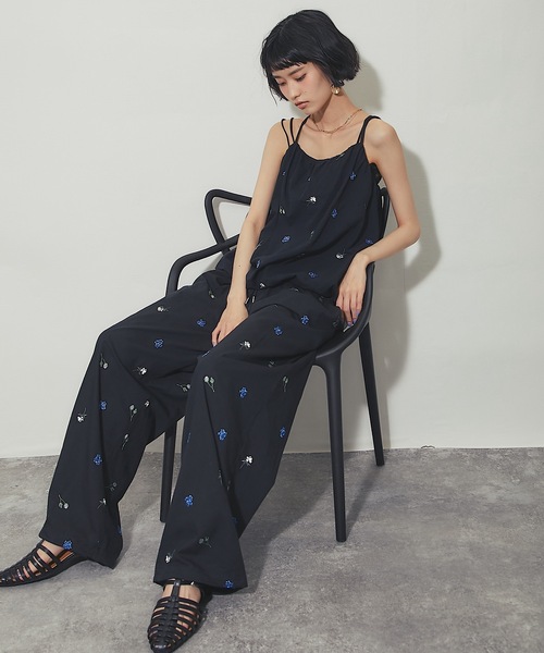 ANOTHER S(アナザーエス)の「配色刺繍ローンバルーンキャミ(シャツ/ブラウス・レディース・ブラック/オフホワイト・FREE)」の13枚目の写真