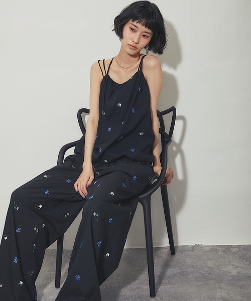 ANOTHER S(アナザーエス)の「配色刺繍ローンバルーンキャミ(シャツ/ブラウス・レディース・ブラック/オフホワイト・FREE)」の15枚目の写真