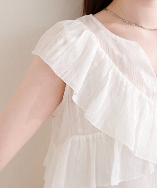 natural couture(ナチュラルクチュール)の「スキッパーフリルブラウス(シャツ/ブラウス・レディース・ブルー/ピンク/ブラック/オフホワイト/ミント・FREE)」の15枚目の写真