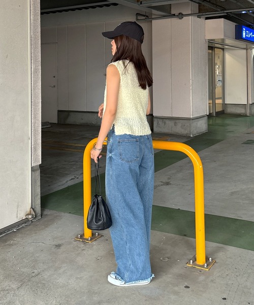 ISOOK（アイスー）の「【ISOOK / アイスー】チョウチョヤーンニットベスト / フェザーヤーン Vネック サマーニット 春夏ニット レイヤード ノースリーブ ZOZOTOWN限定（タンクトップ・レディース・ピンク/イエロー/アイボリー・FREE）」の10枚目の写真