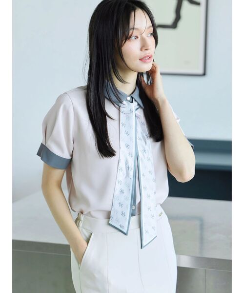 TONAL(トーナル)の「スカーフタイハーフスリーブシャツ(シャツ/ブラウス・レディース・ピンク/ベージュ/ネイビー/オフホワイト・MEDIUM)」の5枚目の写真