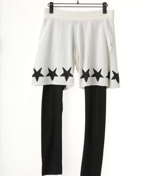 NO ID.(ノーアイディ)の「mp4180-CニットペンタグラムJQレイヤードハーフPT パンツ(その他パンツ・メンズ・アイボリー/ブラック・2/1)」の1枚目の写真