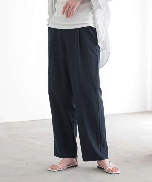 for/c（フォーシー）の「[低身長/高身長向けサイズ有]ひんやり軽やかストレートパンツ【サスティナブル】（その他パンツ・レディース・ブラック/ネイビー・PM/TM/LL/L/M）」の2枚目の写真