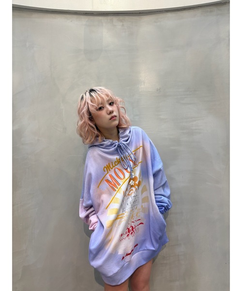 Desigual(デシグアル)の「Mickey Tie-Dye Gradient Hoodie/ミッキータイダイグラデーションパーカー(スウェット・レディース・レッド・XS/S/M/L/XL)」の5枚目の写真