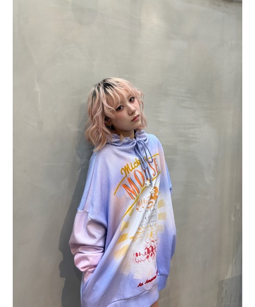 Desigual(デシグアル)の「Mickey Tie-Dye Gradient Hoodie/ミッキータイダイグラデーションパーカー(スウェット・レディース・レッド・XS/S/M/L/XL)」の10枚目の写真
