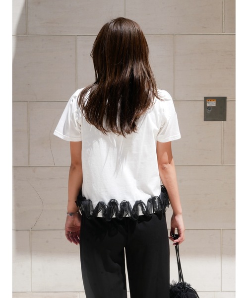 BeBeoD(べベッド)の「オーガンジーフリルヘムTシャツ(Tシャツ/カットソー・レディース・A/D/B/C・フリー)」の5枚目の写真