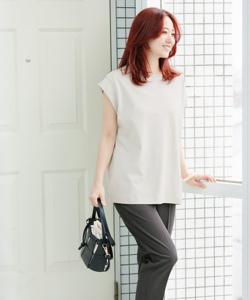 coca(coca)(コカ)の「【伊藤千晃様着用】接触冷感フレンチスリーブオーバーTシャツ(Tシャツ/カットソー・レディース・ブラック/ライトグレー・L/M/S)」の4枚目の写真