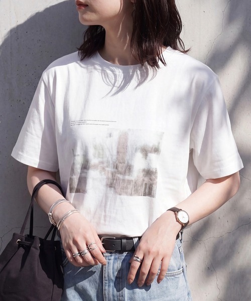 SELECT LEVERY(セレクトリベリー)の「フォトプリントTシャツ(Tシャツ/カットソー・レディース・チャコール/オフホワイト/ブラック・FREE)」の6枚目の写真