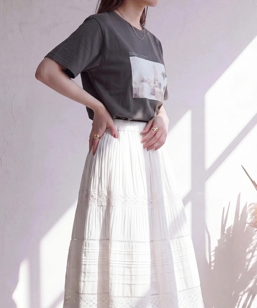 SELECT LEVERY(セレクトリベリー)の「フォトプリントTシャツ(Tシャツ/カットソー・レディース・チャコール/オフホワイト/ブラック・FREE)」の18枚目の写真