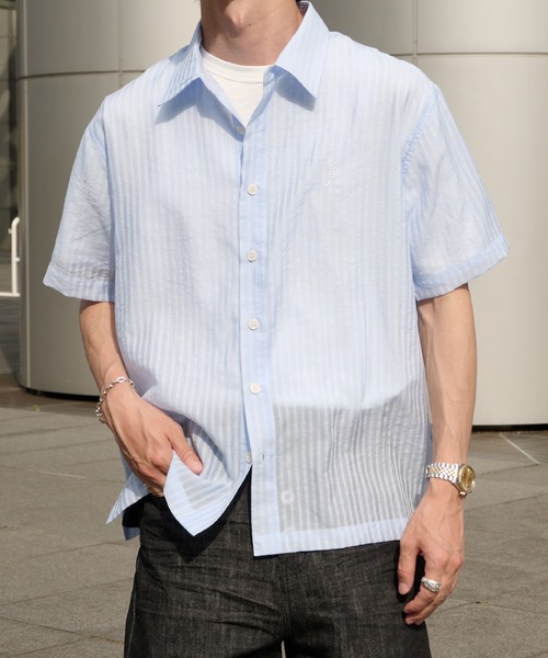 Perushu（ペルーシュ）の「Sheer Stripe Short Sleeve Shirt／ シアーストライプショートスリーブシャツ（シャツ/ブラウス・メンズ・ブラック/ブルー/ベージュ・MEDIUM/LARGE）」の4枚目の写真