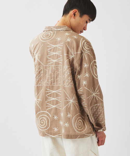 JOURNAL STANDARD relume(ジャーナルスタンダード レリューム)の「ランダムパターン 刺繍 オープンカラーシャツ(シャツ/ブラウス・メンズ・ブラック/ブラウン/ベージュ・LARGE/MEDIUM)」の15枚目の写真