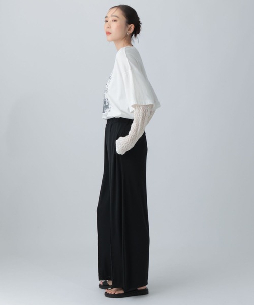 LEPSIM(レプシィム)の「シャイニーストレートパンツ 824690(その他パンツ・レディース・ブラック/ブラウン/チャコールグレー・FREE)」の8枚目の写真
