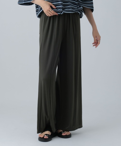 LEPSIM(レプシィム)の「シャイニーストレートパンツ 824690(その他パンツ・レディース・ブラック/ブラウン/チャコールグレー・FREE)」の11枚目の写真