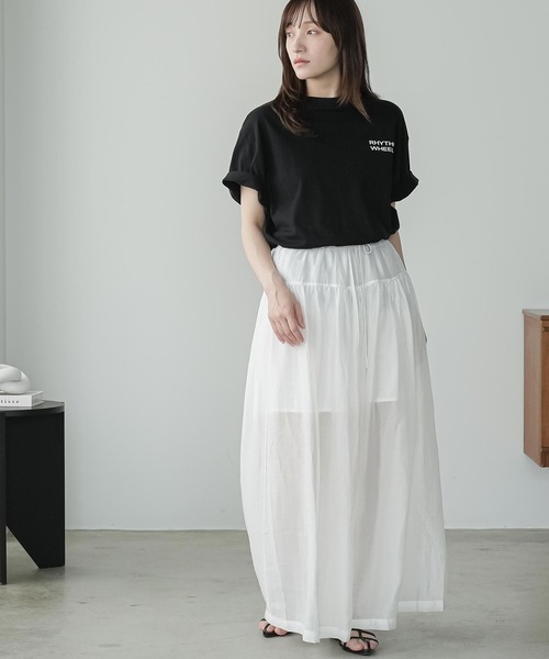 mili an deni(ミリアンデニ)の「シアーギャザーワイドパンツ(その他パンツ・レディース・オフホワイト/ブラック・M)」の7枚目の写真